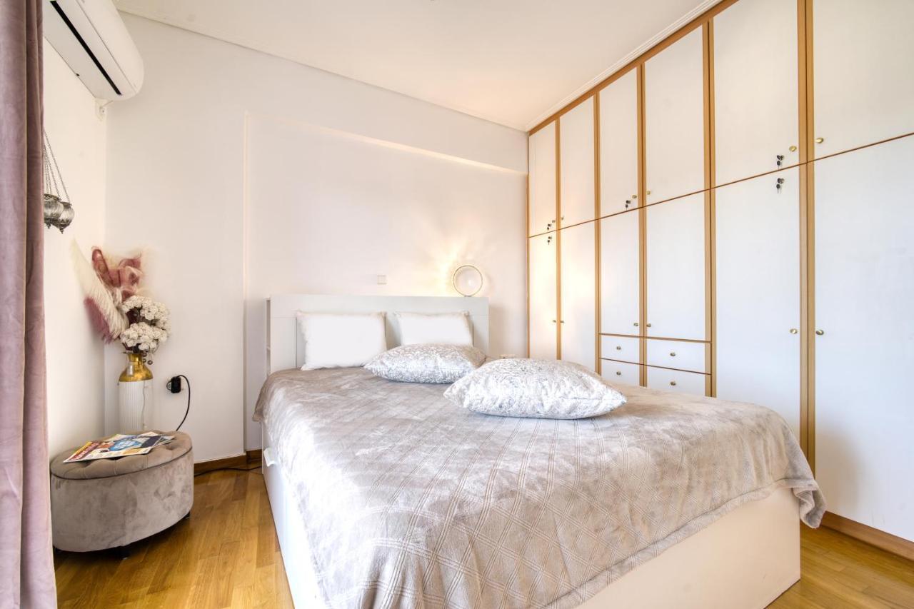 Sea & Mountain Apartment Close To Port And City Lávrion Zewnętrze zdjęcie