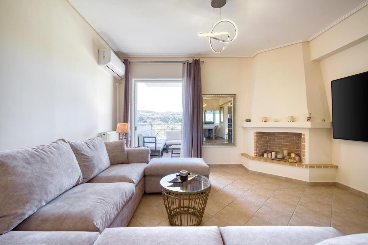 Sea & Mountain Apartment Close To Port And City Lávrion Zewnętrze zdjęcie