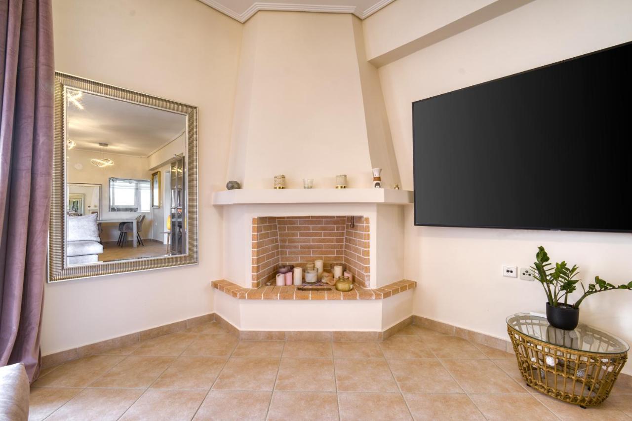 Sea & Mountain Apartment Close To Port And City Lávrion Zewnętrze zdjęcie
