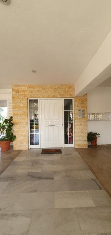 Sea & Mountain Apartment Close To Port And City Lávrion Zewnętrze zdjęcie