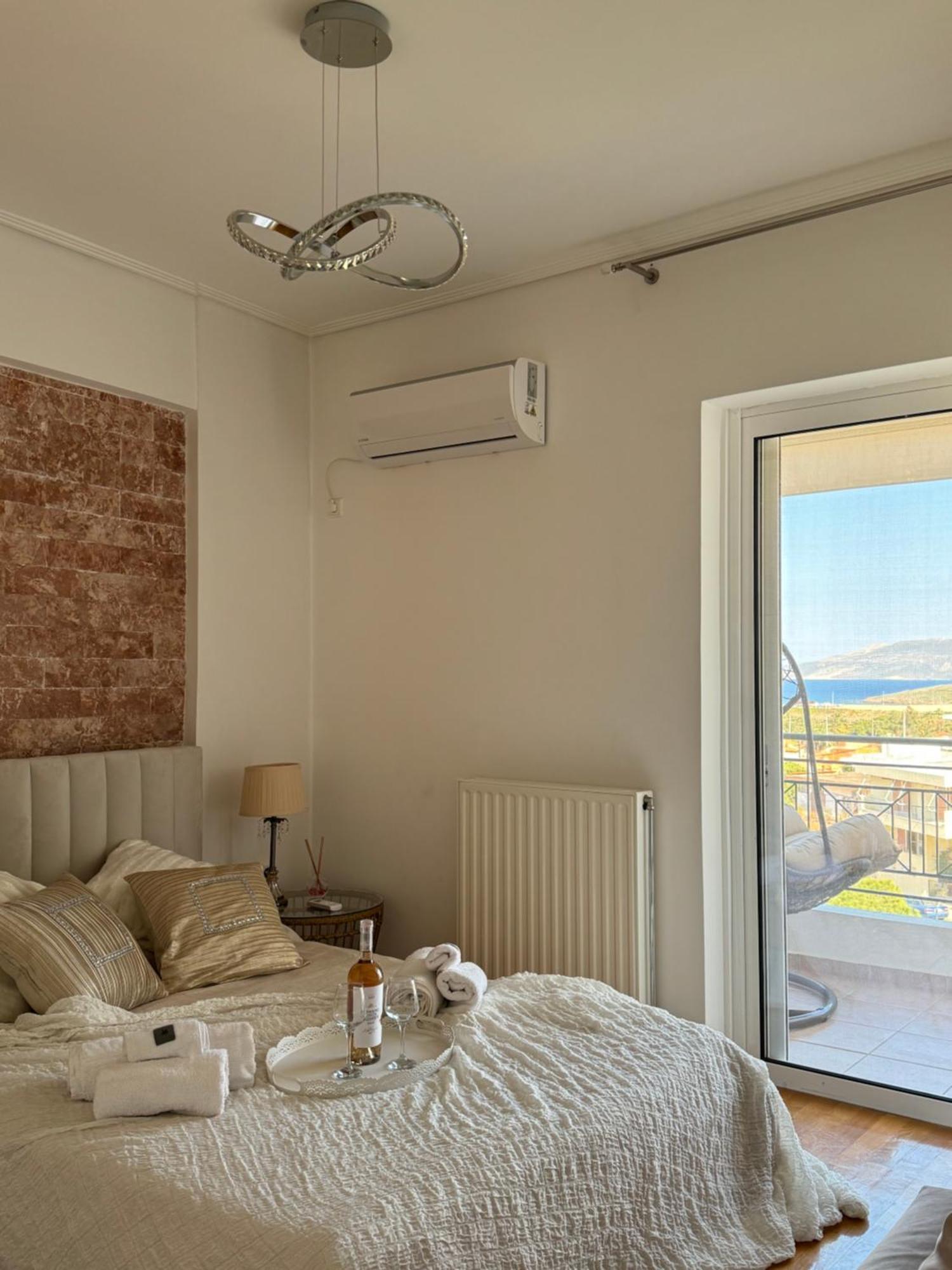 Sea & Mountain Apartment Close To Port And City Lávrion Zewnętrze zdjęcie